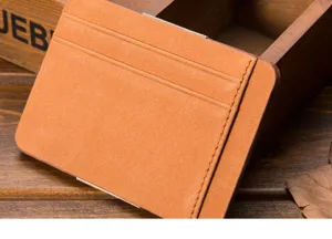Brauner matter Leder Kartenetui Geldbörse minimalistisches Design schlanke Taschen Kreditkarte.