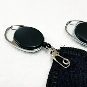 Golfhandtuch mit einziehbarer Ausweisrolle Karabiner Clip Mikrofasertuch fuer Schlaeger