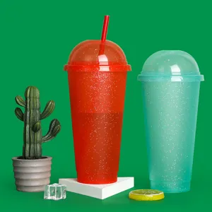 Glitter plastic cold cup with dome lid and straw, perfect for cold beverages and milk tea.