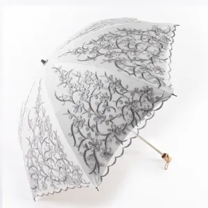 Double Layer Embroidered Lace Sun Umbrella Elegant Wooden Handle UV Protection Folding Parasol Palace Style