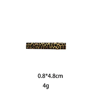Chic leopard print hair clip for women, stylish metal barrette for daily wear and cute hairstyles.