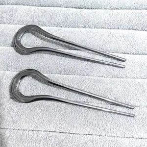 Minimalist alloy U-shaped hair fork elegant metallic hair pin for women daily styling.