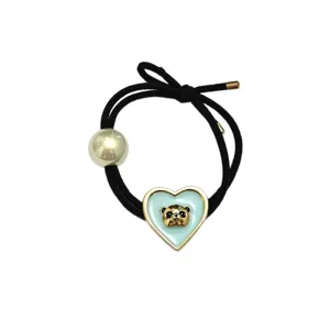 Chique zwarte haarband met blauw hart panda hanger en parel voor stijlvolle paardenstaarten.