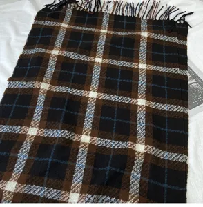 Women thick warm plaid scarf autumn winter tassel shawl cozy retro tartan muffler fashion accessory