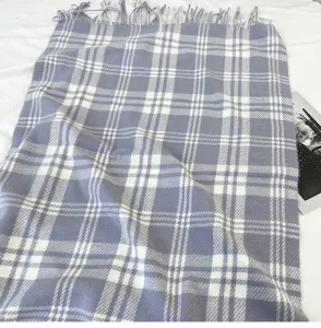 Écharpe à carreaux violet et blanc douce avec franges d'hiver élégante mode accessoire chaud