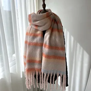 Écharpe douce et chaude en mohair à carreaux avec franges pour femme automne hiver