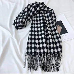 Women black and white round plaid tassel scarf thick warm autumn winter fashion cozy long shawl
