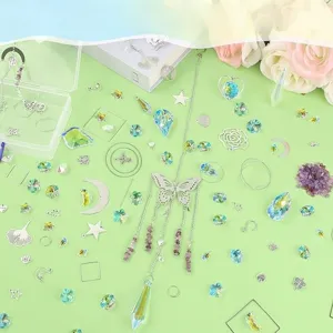 Kit acchiappasole in cristallo 407 pezzi fai da te con ciondolo a farfalla e perline per decoro.