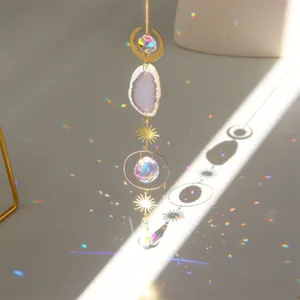 Natürlicher Achat Sonnenfänger Hängeornament mit Kristallen und Mond Sonne Design für Deko.