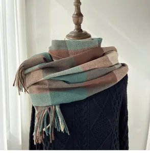 Cozy large plaid scarf for women, vintage imitation cashmere shawl with stylish fringe tassels.