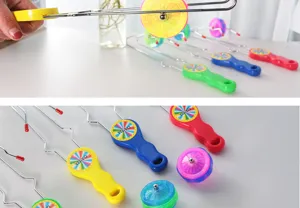 Vista detallada del yoyo magnético parpadeante con luces coloridas y mango práctico.
