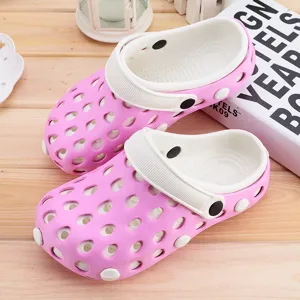 Sabots de jardin roses et blancs confortables pour l'été, chaussures de plage respirantes.