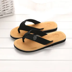 Herren Sommer rutschfeste Flip Flops Detail, lässige Strand Sandalen in Schwarz Gelb.