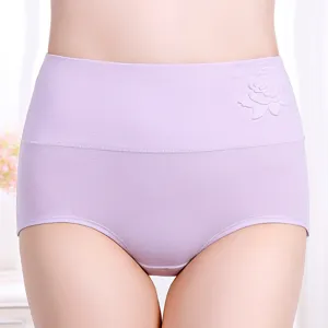 Culotte haute en coton pour femme avec motif de rose gaufrée, style gainant confortable.