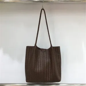 Brown woven tote bag for women, large capacity stylish shoulder handbag for daily wear.
