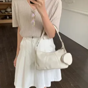 Borsa a spalla minimalista bianca da donna, borsa in morbida pelle con tracolla intrecciata.