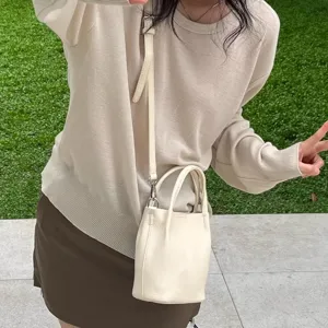 Piccola borsa a tracolla da donna, elegante borsetta in pelle, piccola borsa casual.