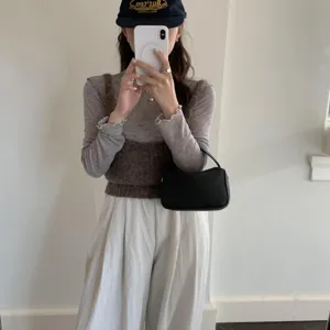 Stylish solid color hobo bag for women, minimalist daily handbag and crossbody casual tote.