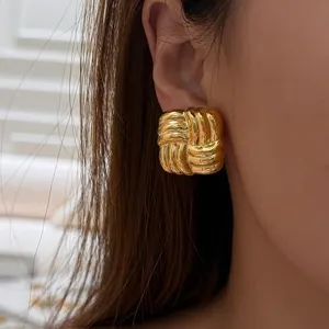 Chic gold plated woven square stud earrings for women, minimalist metal geometric fashion jewelry.