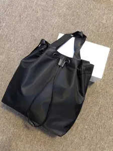 Black nylon shoulder tote bag large capacity casual bucket handbag for women daily commuting