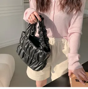 Stylish black pleated cloud handbag soft leather trendy versatile shoulder bag for women