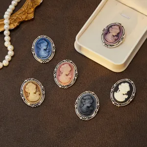 Vintage cameo brooch retro court style lady relief pin exquisite metal jewelry accessories for women