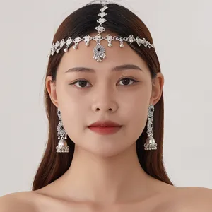 Wunderschönes ethnisches silbernes Kopfkettchen und Ohrringe Set, eleganter Vintage-Schmuck.