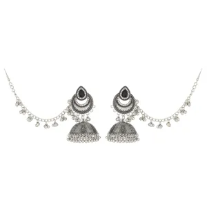 Boucles d'oreilles Jhumka argentées bohèmes avec pierre noire et chaîne de cheveux