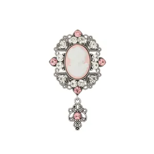 Vintage cameo brooch medieval court style rhinestone inlaid elegant pendant jewelry pin accessory