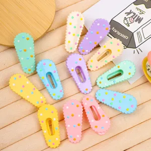Sweet candy color polka dot hair clip detail, cute acrylic duckbill side hair accessory.