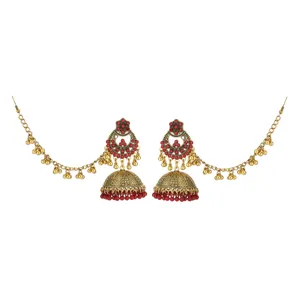 Traditionelle indische goldfarbene Jhumka Ohrringe mit roten Perlen und Ohrketten für Damen.
