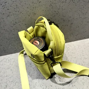 Small crossbody phone bag for women lightweight nylon mini shoulder bag casual zipper pouch