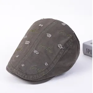 Distressed fashion flat cap for men and women, stylish casual ivy beret hat detail.