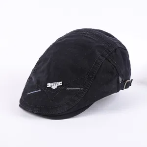 Men's black cotton ivy cap classic casual duckbill flat hat with metal front detail