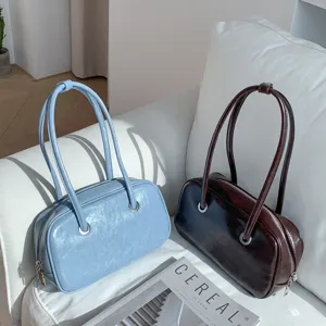 Vintage wax leather underarm shoulder bag chic large capacity Boston handbag for women detail