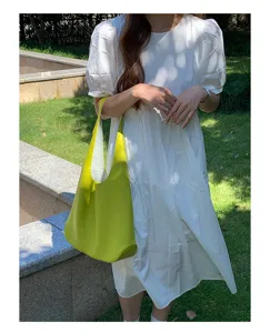 Soft leather shoulder bag for women, large capacity slouchy tote bag, casual daily fashion.