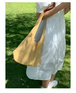 Detailed view of the soft leather hobo shoulder bag showing its slouchy daily capacity style.