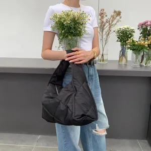 Black quilted hobo tote bag large capacity lightweight shoulder handbag casual underarm bag for women