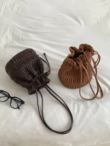 Women stylish pleated drawstring bucket bag soft leather shoulder handbag casual Korean style