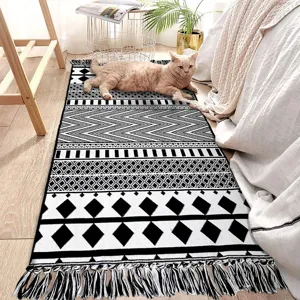 Nordic ethnic style cotton and linen woven carpet bedside tassel floor mat for room