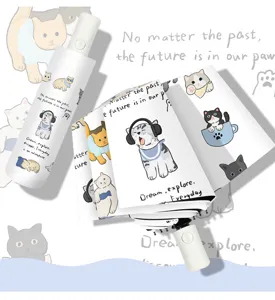 Automatischer dreifach faltbarer Regenschirm mit süssen Cartoon-Katzen und UV-Schutz.