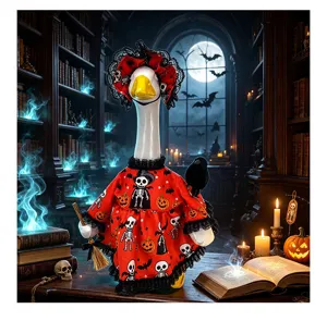 Dettaglio costume oca da portico di Halloween, abito teschio zucca rosso con cuffia in pizzo, spaventoso