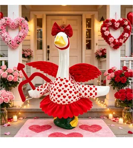 Valentinstag Veranda Gans Kostüm Set mit roter Schleife und Herz Kleidung Detail.