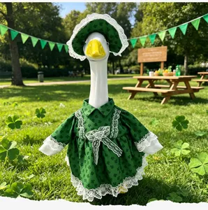 St. Patrick's Dag veranda gans outfit groene klaver kant jurk en motorkap set voor 23 inch gazongans