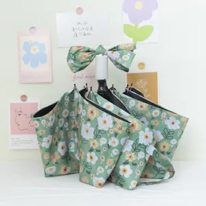 Automatic floral folding umbrella for women, oil painting style UV protection sun umbrella.