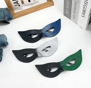 Maschera da ballo con paillettes sfumate mezza faccia per festa e spettacolo