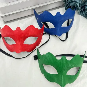 Set de máscaras de media cara, accesorios de cosplay de disfraces para adultos y niños.