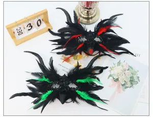 Gotische Halbgesicht Feder Maske Maskerade Party Kostüm Rot Grün Horn Feder Maske Halloween