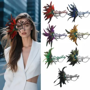 Masque de Mascarade d'Halloween pour Femmes Masque Demi Visage en Plumes de Strass Avec Chaîne à Franges Accessoires de Fête de Costume Mystérieux Élégants