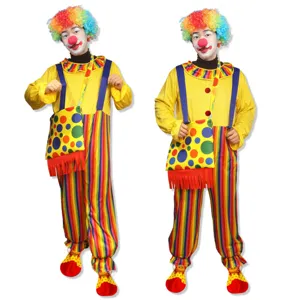 Costume de clown arc-en-ciel pour adulte avec perruque bouclée, salopette et sac de fête.